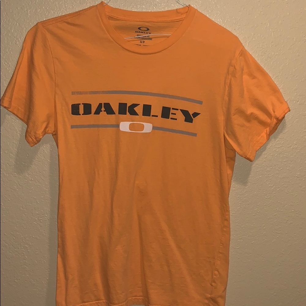 Oakley Shirt